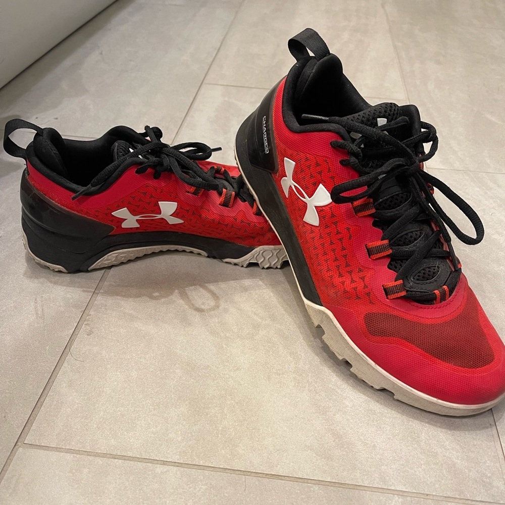 Under Armour Tennis Shoes, Men’s size 9. Worn a few times but lots of life left